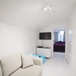 VillaVuokatti - Villa Pearl White Käytävä