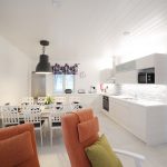 VillaVuokatti - Villa Pearl White Keittiö